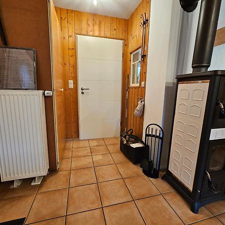 Kleines Ferienhaus Luettje Backhuus 35516 Uplengen Kültér fotó