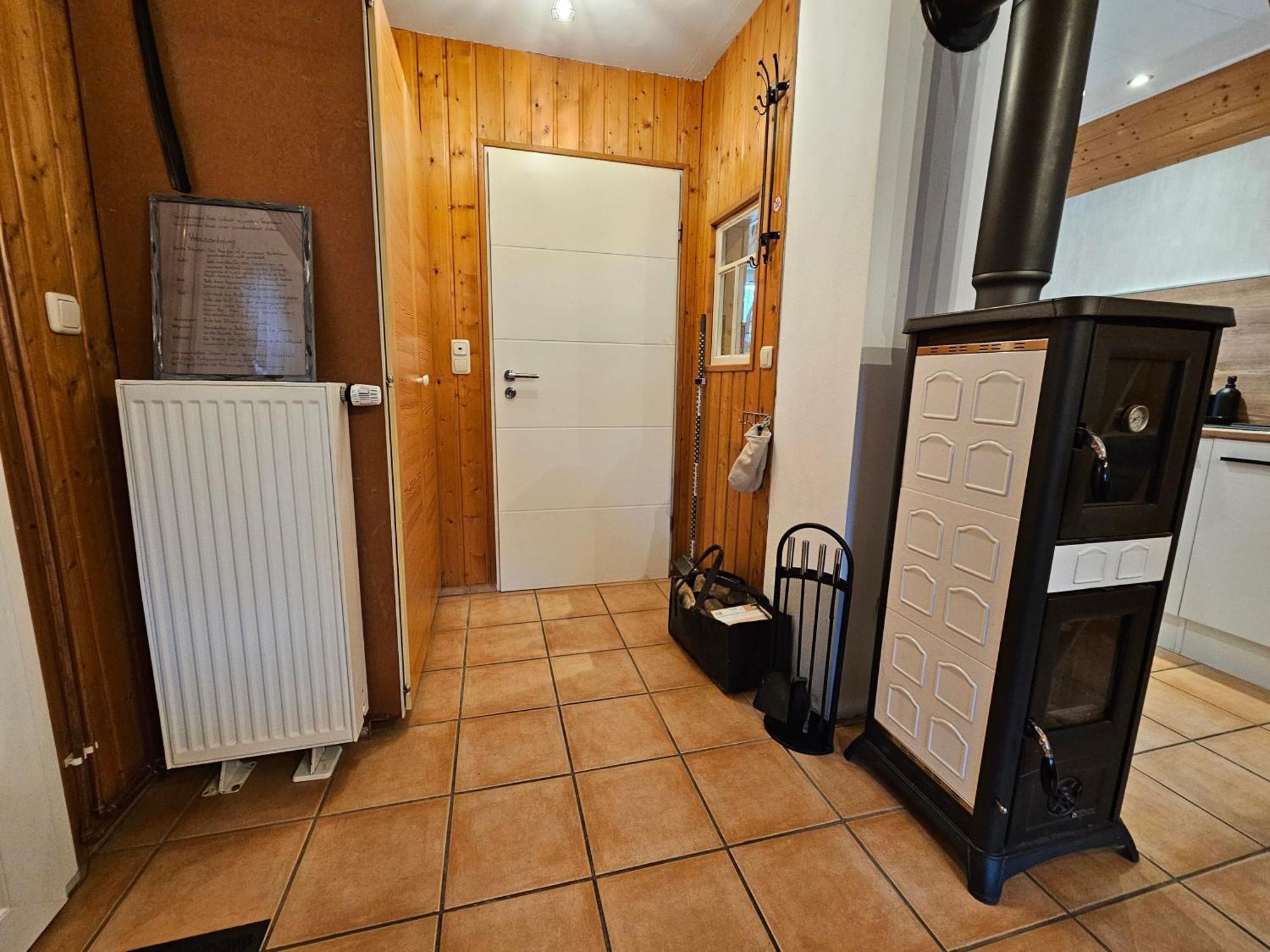Kleines Ferienhaus Luettje Backhuus 35516 Uplengen Kültér fotó