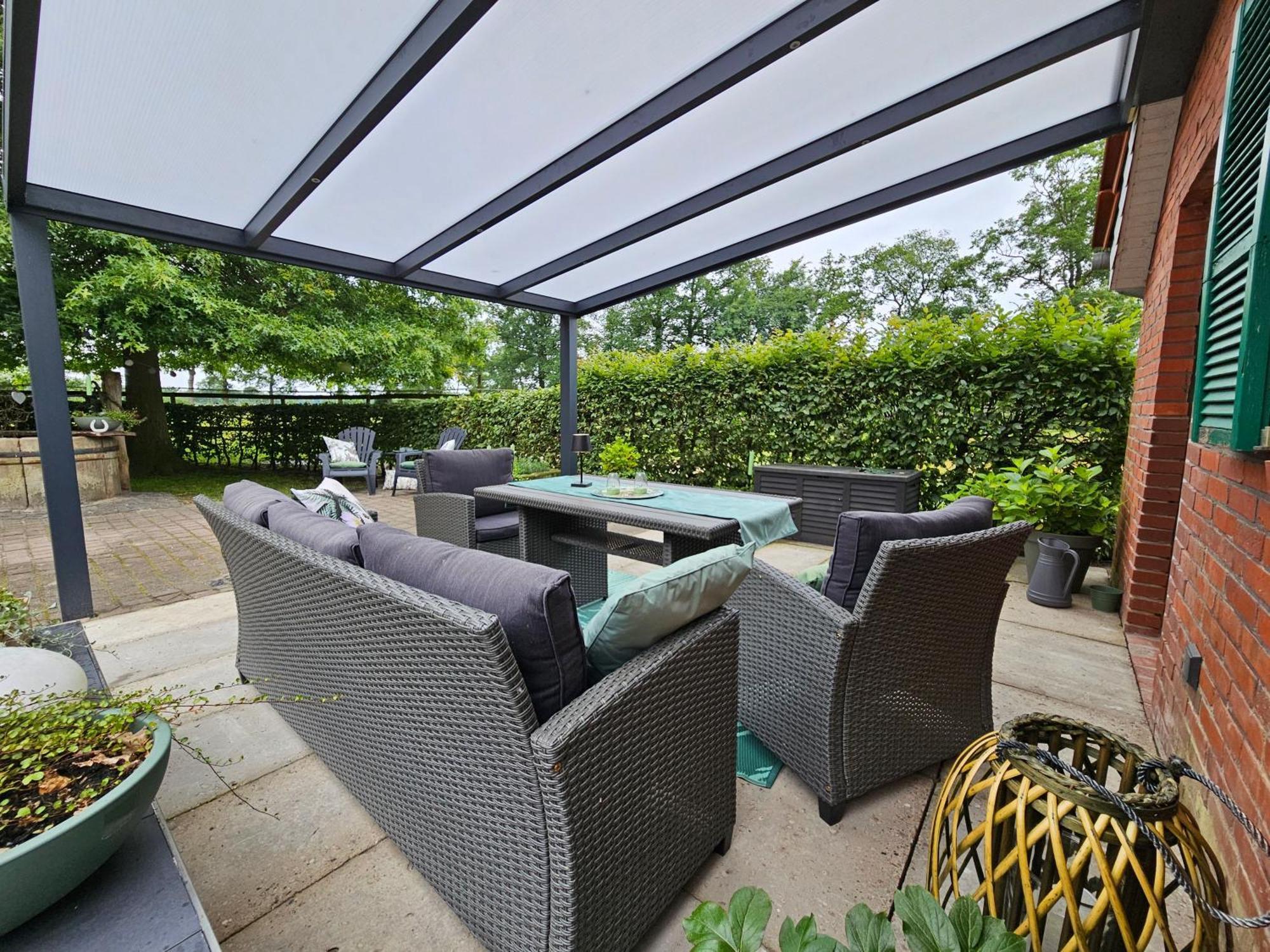 Kleines Ferienhaus Luettje Backhuus 35516 Uplengen Kültér fotó