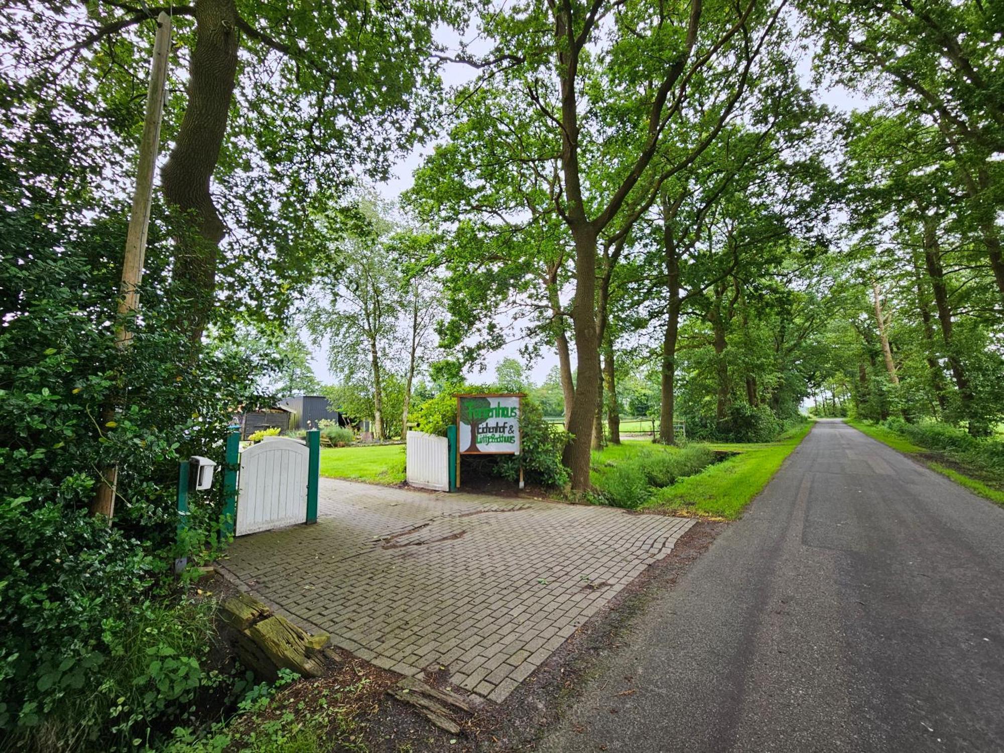 Kleines Ferienhaus Luettje Backhuus 35516 Uplengen Kültér fotó